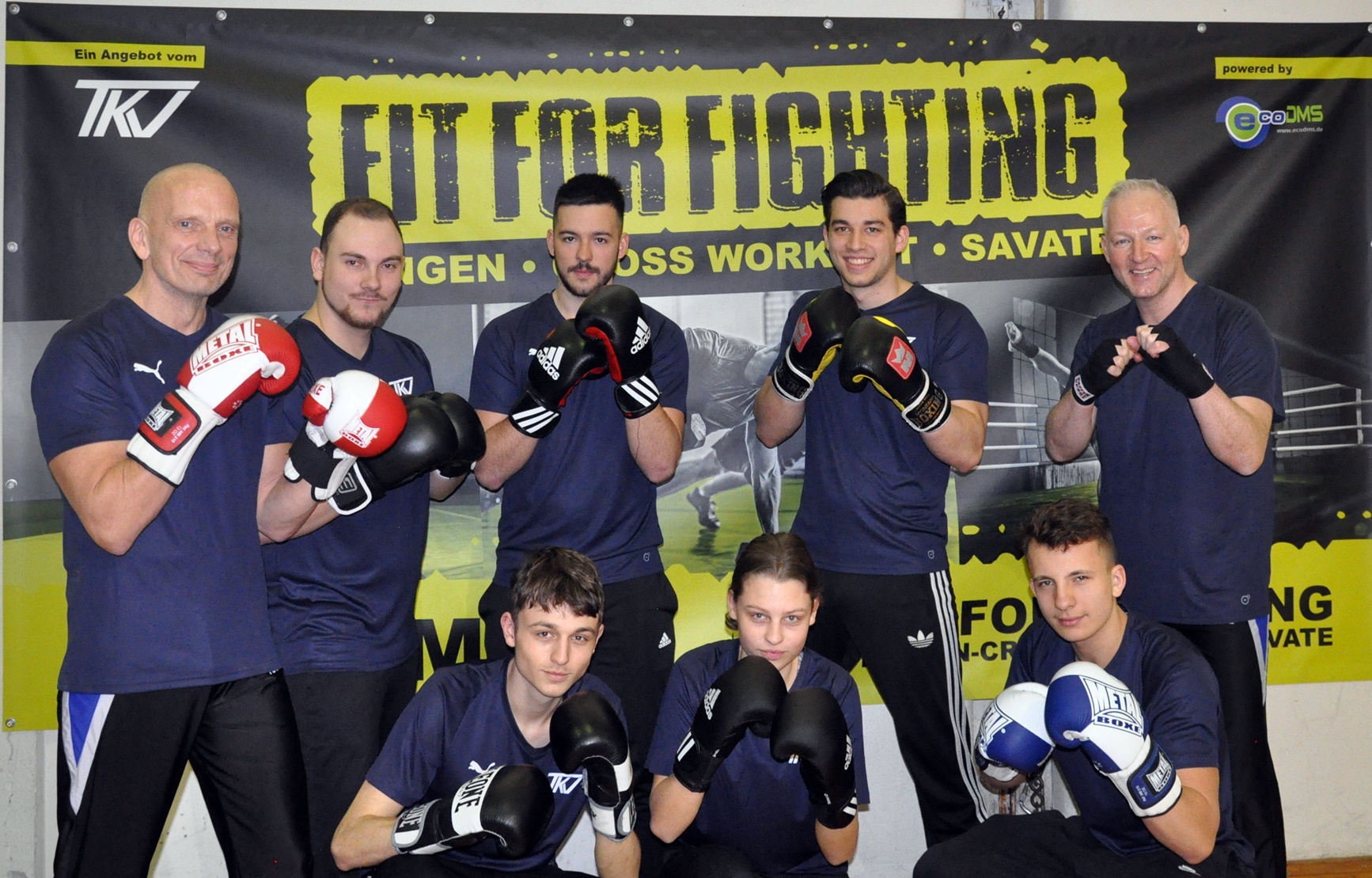 http://www.tkv-oberforstbach.de/wb/media/2019/Savate/Savate%20Gruppenfoto.jpg